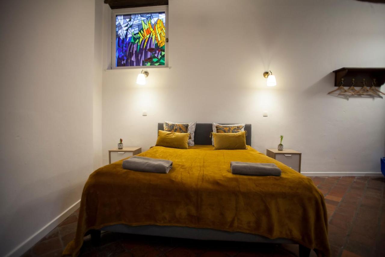 Luxury Suites Riverside Residence By Rikas Hotels Antwerpen Exteriör bild