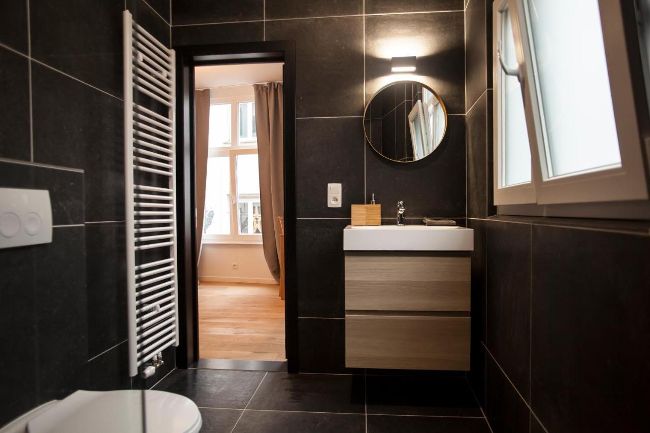 Luxury Suites Riverside Residence By Rikas Hotels Antwerpen Exteriör bild