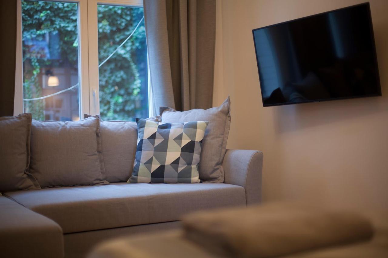 Luxury Suites Riverside Residence By Rikas Hotels Antwerpen Exteriör bild