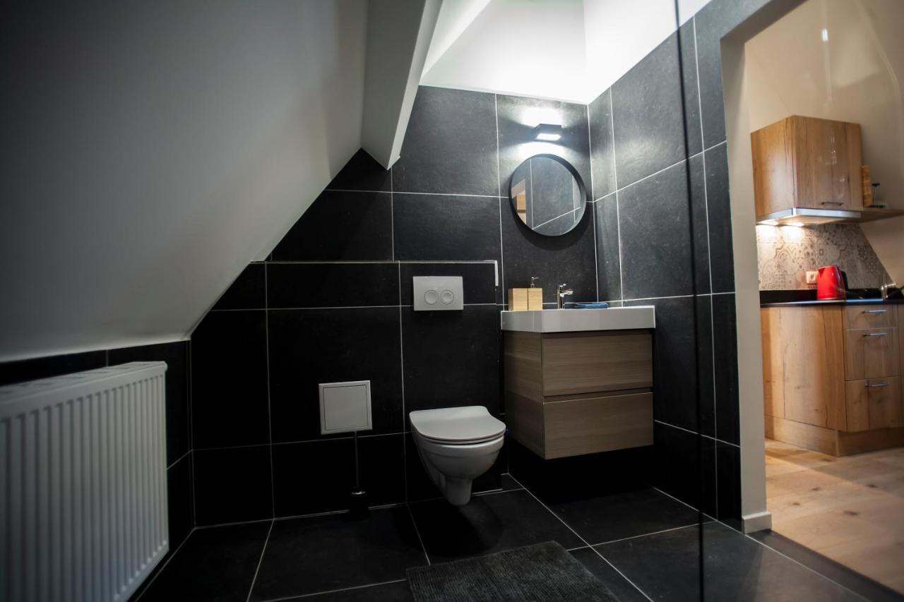 Luxury Suites Riverside Residence By Rikas Hotels Antwerpen Exteriör bild