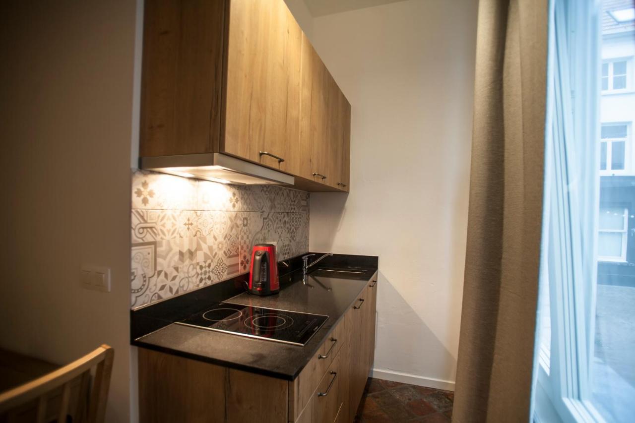 Luxury Suites Riverside Residence By Rikas Hotels Antwerpen Exteriör bild