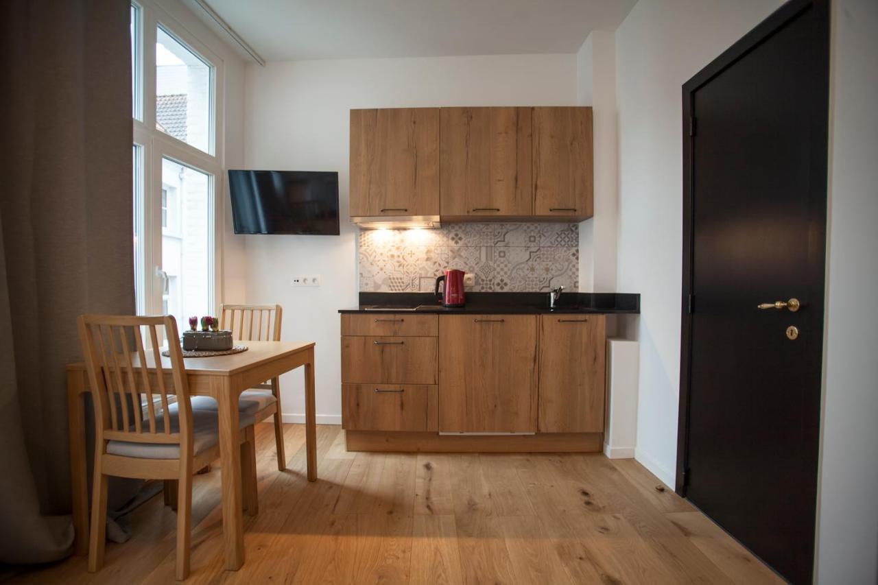 Luxury Suites Riverside Residence By Rikas Hotels Antwerpen Exteriör bild
